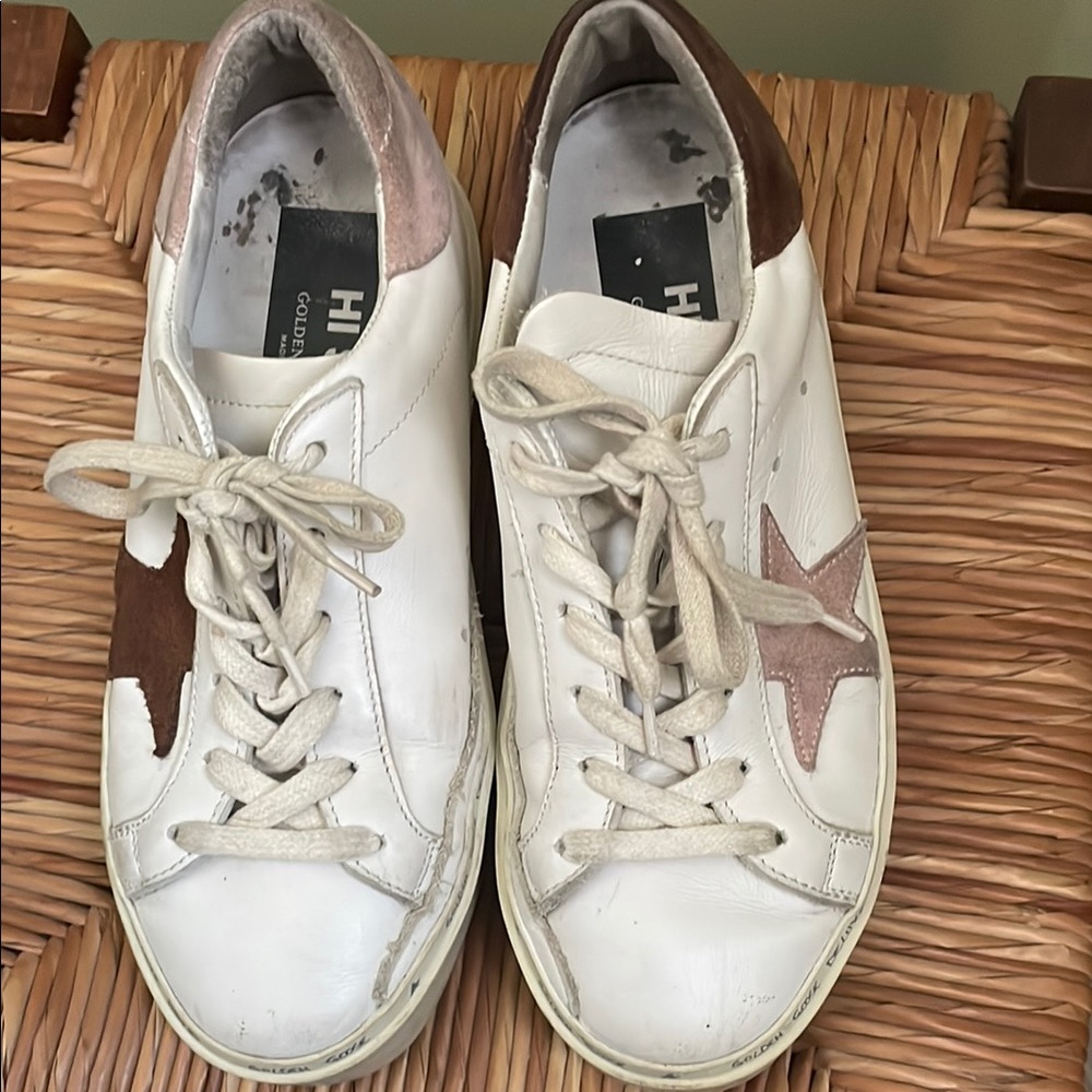 Golden Goose HI STAR White Sneakers with suede Star Accents
